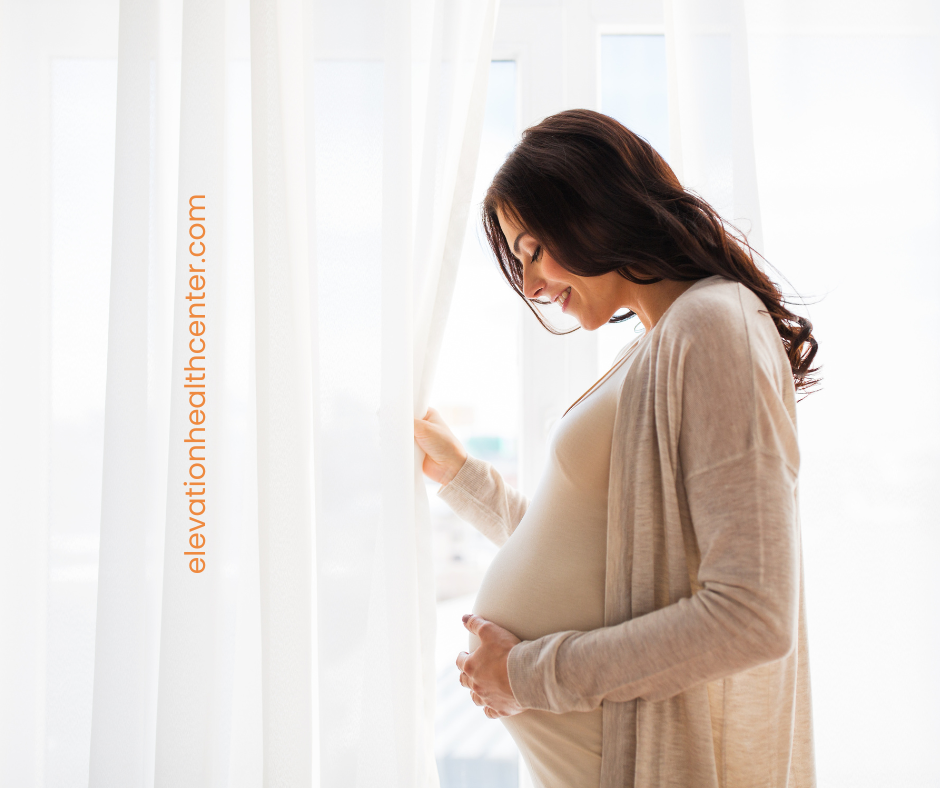 pregnant mom who seeks prenatal care